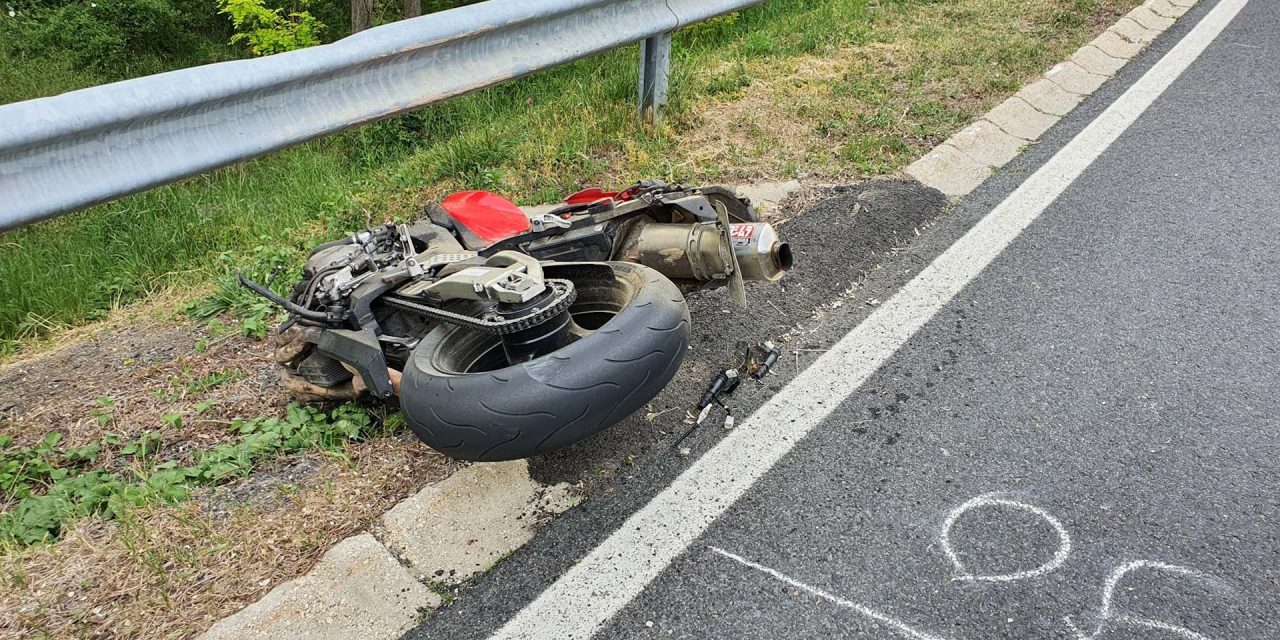 Meghalt egy 34 éves motoros az M7-esen
