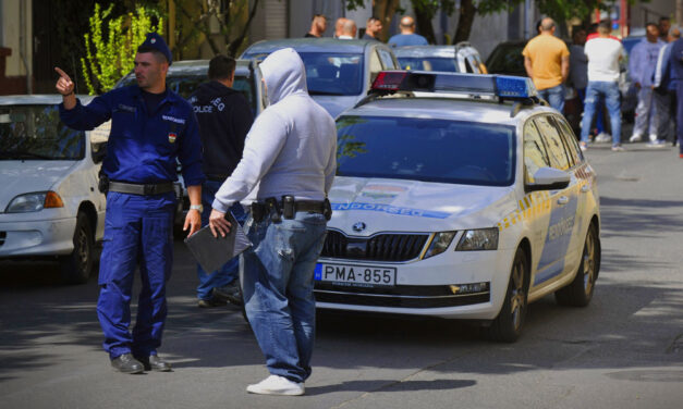 Lövöldözés Budapesten az utcán, két sérültet kórházba vittek