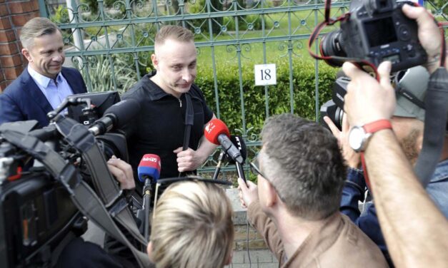 „Nekem és a kisbabámnak is az a legjobb, ha Ede semmit nem tud rólunk” – megszületett Kaiser Ede kisfia