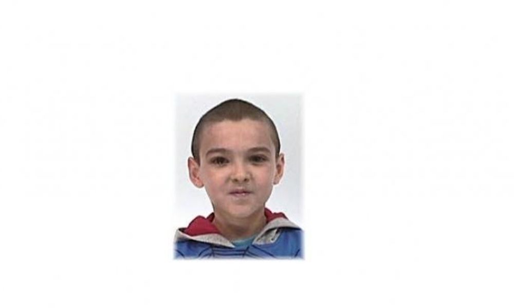 Ön látta valahol ezt a 13 éves kisfiút? Bonyhád közeléből tűnt el még augusztus elején, azóta nem ad életjelet magáról
