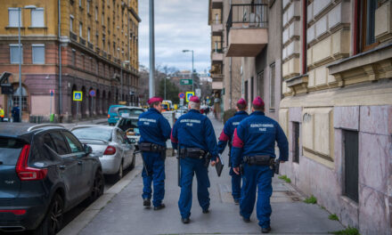 Bombát találtak Budapesten, a lakóknak el kell hagyniuk otthonaikat