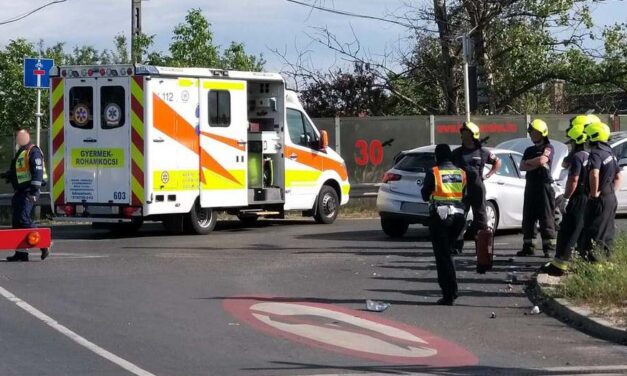 „Túlélhette volna a balesetet a kisfiú, amennyiben a gyermekülésben utazik” – ezt állítja a szakértő, aki a nagytétényi balesetet vizsgálta
