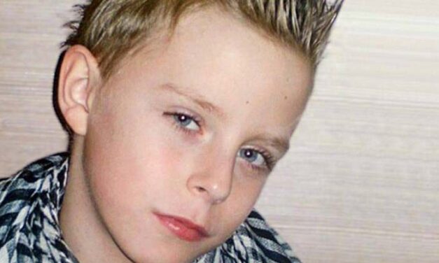 “Kivittem a sok gyógyszert, meg alkoholt ittam rá” – véget akart vetni életének fia meggyilkolása után Szita Bence édesanyja