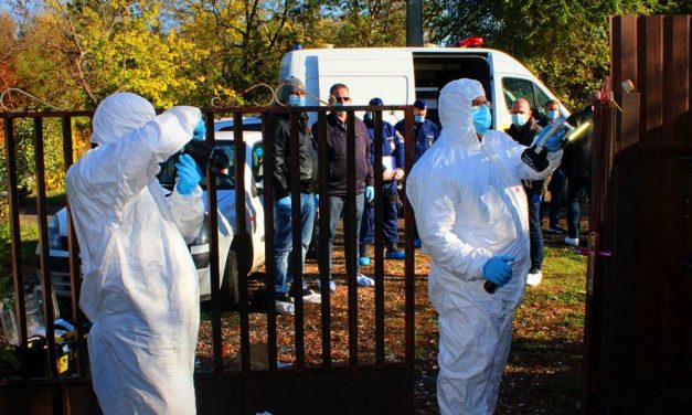 Úgy combon szúrta a férjét, hogy az pár órán belül meghalt: de ebből semmire sem emlékszik az asszony, mert a gyilkosság idején  be volt rúgva