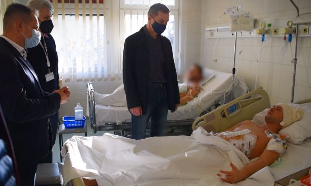 Üzenetet küldött az Újpesten megkéselt rendőr, elmondta milyen állapotban van most – Nagyon hálás mindenkinek, aki aggódik érte