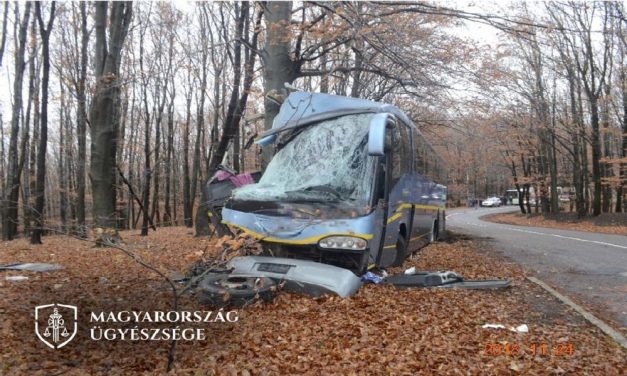 Tömegszerencsétlenséget okozott a fékberendezés rossz használatával egy buszsofőr: az ügyészség vádat emelt ellene