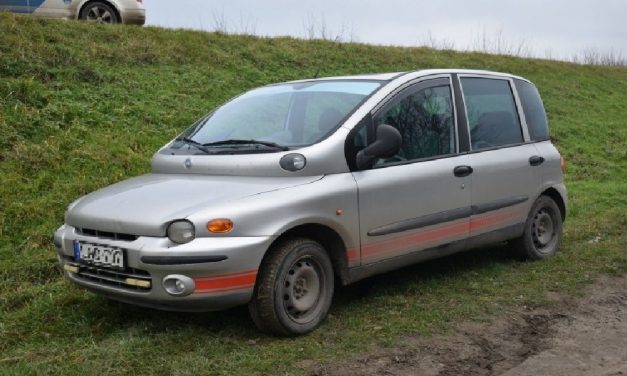 Mások autóival akart kocsikázni egy 15 éves fiú: a sorozattolvajt lekapcsolták a rendőrök