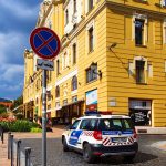 Pécsi gyerekgyilkosság: azt állítja a hároméves kisfiát földhöz vágó nő, hogy véletlenül ejtette le a kicsit