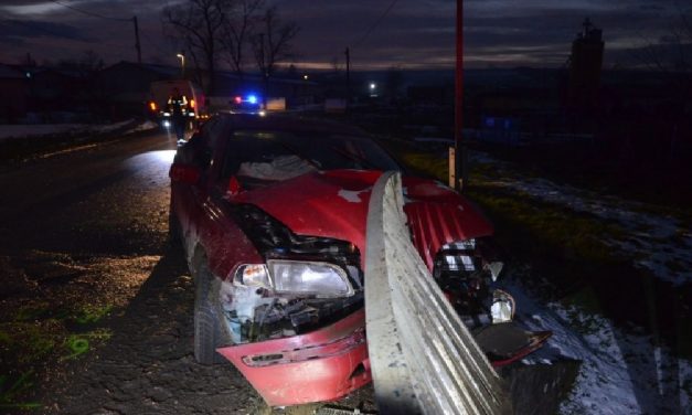 Brutális baleset: vezetői engedély hiánya és gyorshajtás miatt ütközött egy fiatal