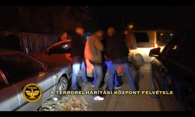 Autómosóban is árulták a drogot: a dílerek amfetaminnal és hasissal kereskedtek – videó