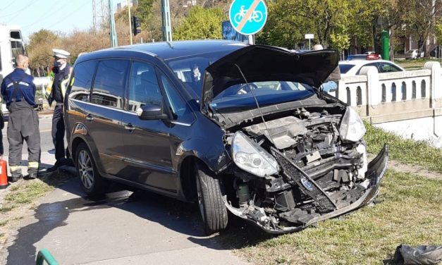 Kis híján a Rákos patakba zuhant egy autós a 13. kerületben
