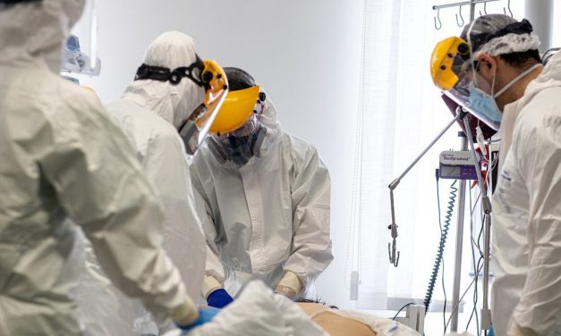 „Egy új, fájdalmaktól, jajkiáltásoktól menetes szférában lesznek újra együtt” – szinte egyszerre halt meg koronavírusban a kiskunhalasi édesanya és a 23 éves rendőrnek készülő fia