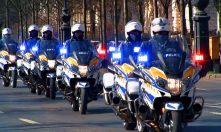 Filmbe illő autós üldözés Budapesten: motoros rendőrök elől menekült a részeg ámokfutó, a fél városon át üldözték a zsaruk