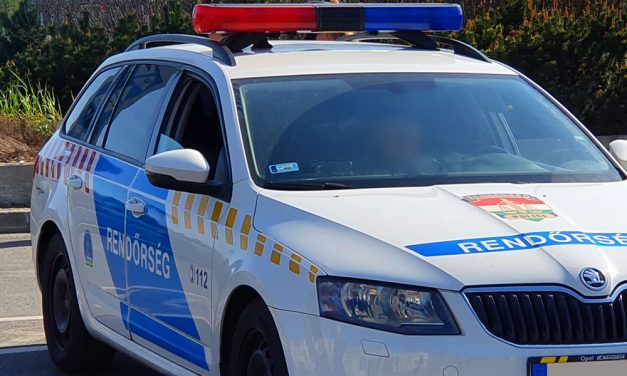 Egy ember életét veszítette, amikor összeütközött két jármű Veszprém megyében