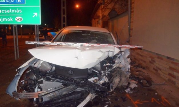 Autós üldözés nagypénteken: lopott Mercedesszel menekült a rendőrök elől egy embercsepész Mélykúton – fotók