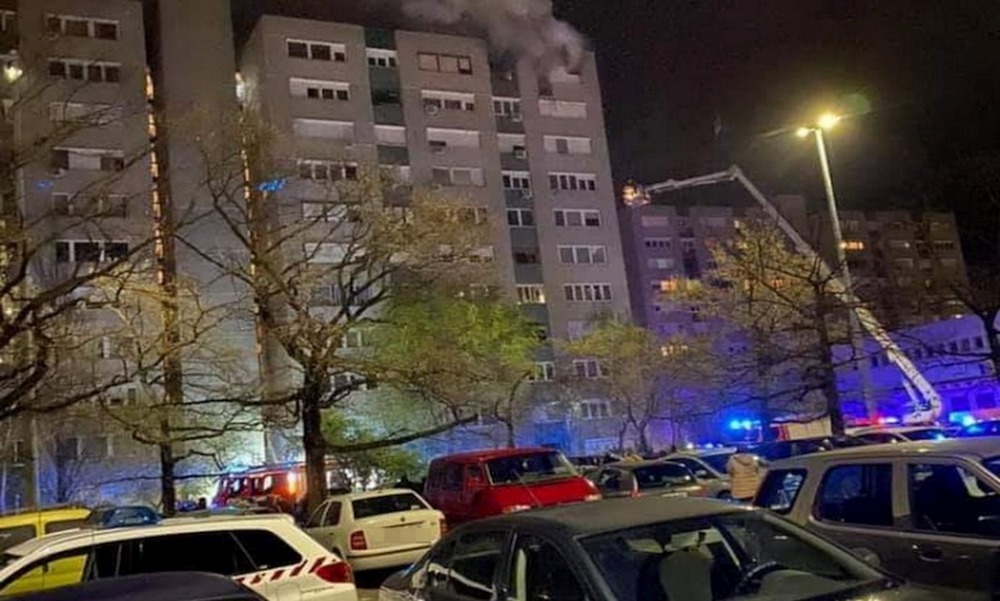 Életet mentettek a rendőrök: égő lakásból hoztak ki egy 32 éves férfit