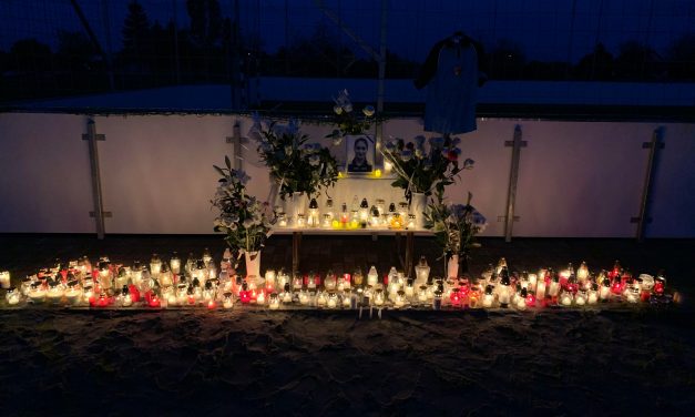 „A húgomnál az ütközés után szinte azonnal beállt az agyhalál” – megszólalt az autóbalesetben elhunyt 20 éves játékvezető testvére