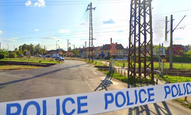 „Letámasztotta a biciklit és a vonat elé guggolt” – halálos vonatgázolás Székesfehérvárnál, megszólaltak a szemtanúk