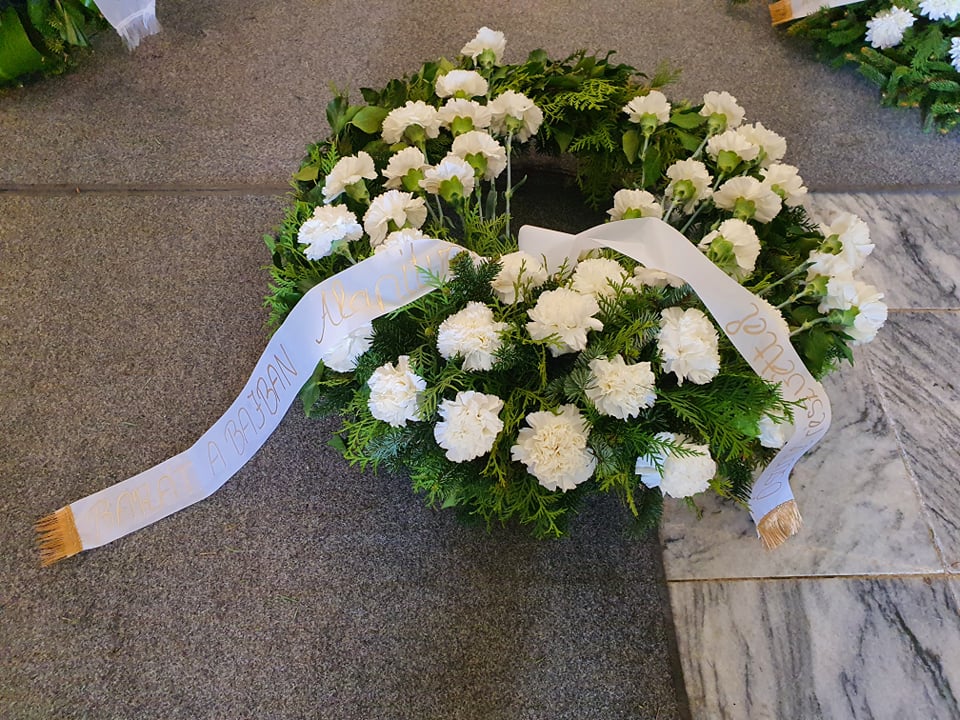 „Inkább én mentem volna” – eltemették a 11 éves Józsikát, akinak focizás után állt meg a szíve Lőkösházán