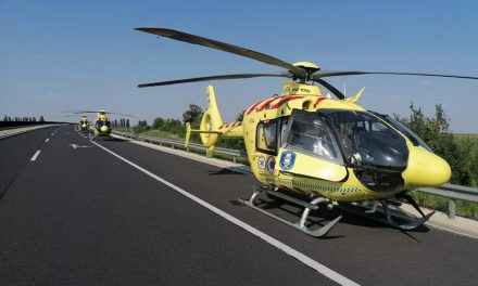 Tragédia az M6-os autópályán: szalagkorlátnak ütközött, majd kiszállt az autójából, két jármű is halálra gázolta a nőt