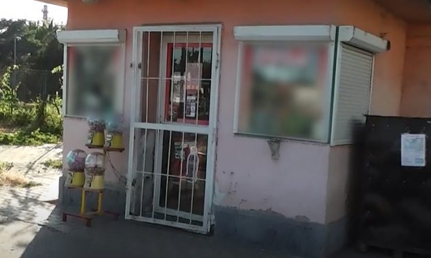 Késsel fenyegetőzve rabolt ki egy boltot egy fiatal Budapesten, fél évvel ezelőtt egyszer már megcsinálta