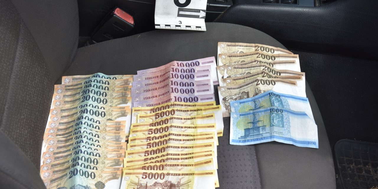 Banki ügyintézőnek adták ki magukat, 3 millió forintot loptak el egy férfitól a csalók