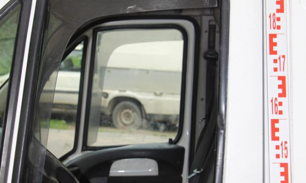 Fejszével és vaslapáttal támadta meg a munkaadóját két férfi – így követelték a fizetésüket