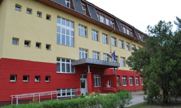 “Rendszeresek voltak a verekedések”- megszólalt annak az iskolának a volt diákja, amelyben halálba szekálták az egyik diákot