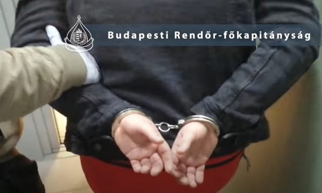 Kattant a bilincs a díler kezén: a 22 éves budapesti férfi fiatalkorúaknak is adott el cuccot, a zsaruk rengeteg kábítószert találtak nála – Videón az elfogás