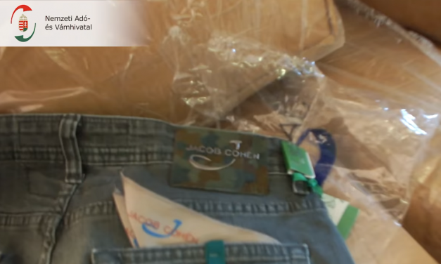 Megfogták a török kamiont, egy városnak elegendő hamisított ruha volt rajta