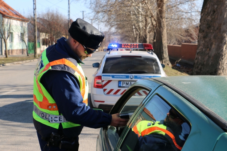 Nem unatkoztak a hétvégén a Somogy megyei zsaruk: több piás sofőrt is rajtakaptak – Ráadásul ez még nem minden