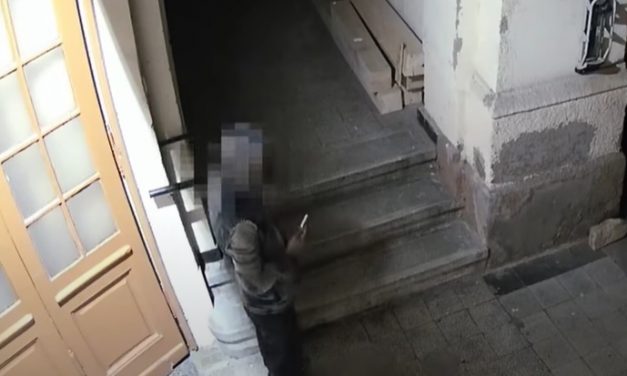 Többszörös visszaeső: alighogy kiszabadult a börtönből, máris több lakásba betört Budapesten ez a férfi – videó