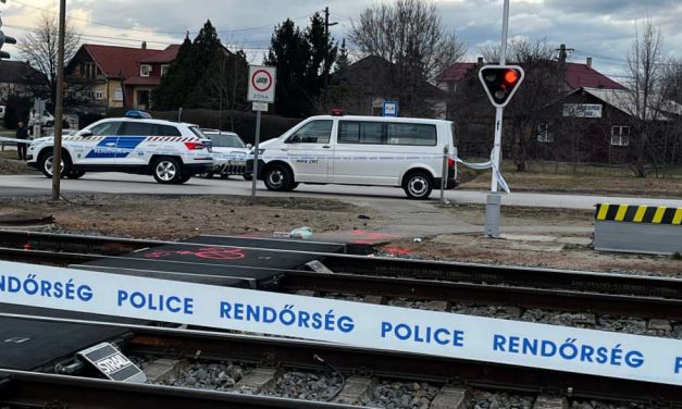 Bulizni indulhatott az a két férfi, akiket elgázolt a vonat Debrecennél: az egyik a helyszínen meghalt, a másik férfi életéért küzdenek