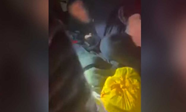 A családi Lexus csomagtartójában akarta átcsempészni az ukrán-magyar határon hadköteles férjét a nő, a vámosok a poggyászok között találtak rá a férfira