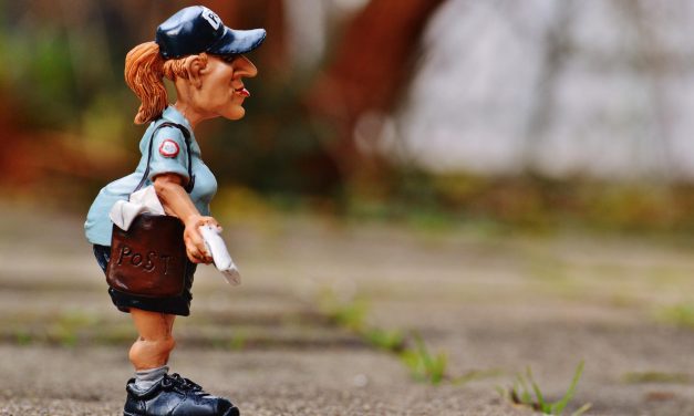 Hajánál fogva rángatta meg a postásnőt egy 71 éves férfi Hajdúszoboszlón