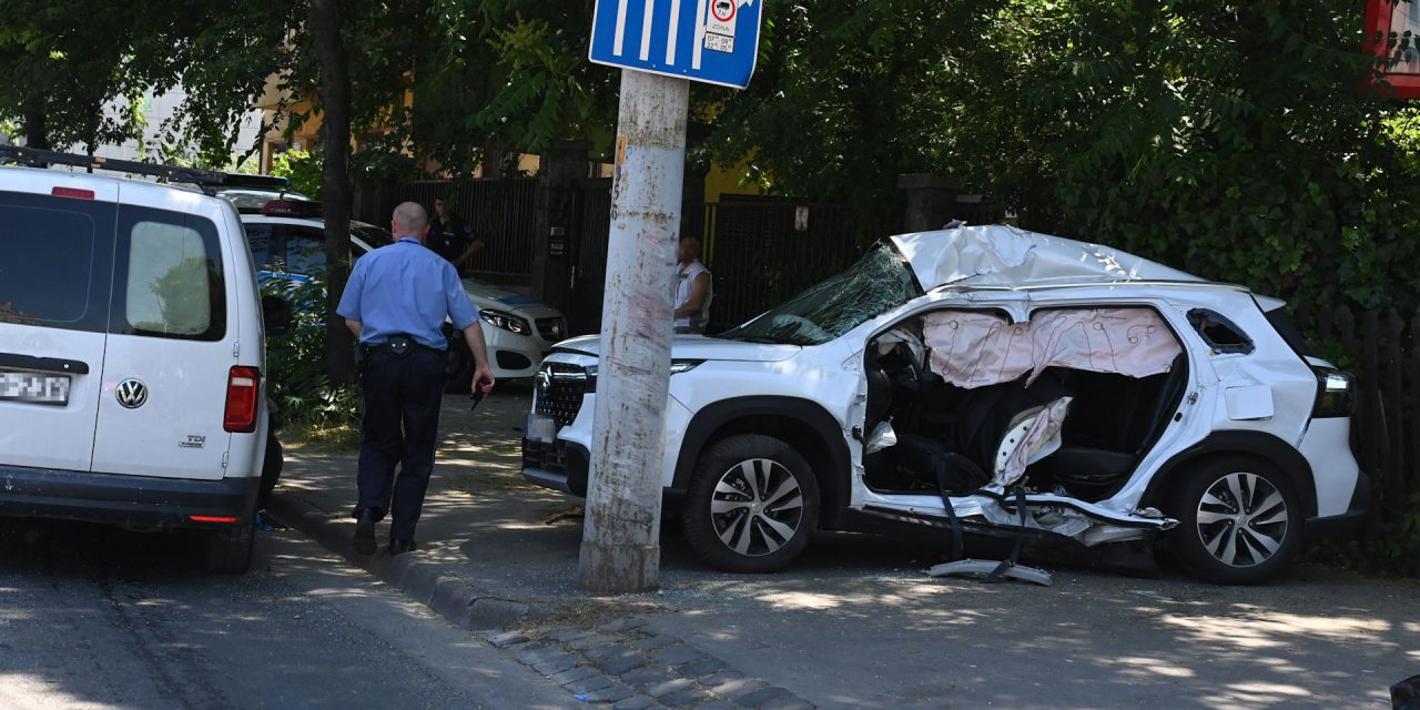 Szörnyű baleset Budapesten, fontos kereszteződésben történt, megbénulhat a város közlekedése