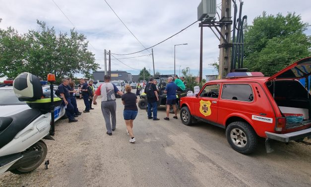 „Egy emberként bízunk abban, hogy előkerül, és újra megölelhetik egymást az anyukájával” – példátlan az összefogás Csömörön, mindenki a 16 éves Hubát keresi