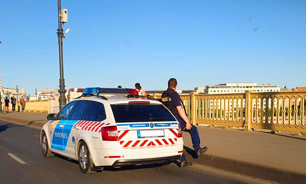 Erkölcsi és szakmai indokokra hivatkozva mondott le Budapest egyik rendőrkapitánya
