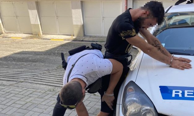 Megtámadtak egy 16 éves kamasz fiút egy Pest megyei vasútállomáson – videó