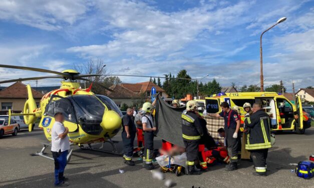“Fékezett és dudált a HÉV, de sajna nem hallotta” – elgázolt egy fiatal fiút Pomáznál a HÉV, mentőhelikoper érkezett a helyszínre