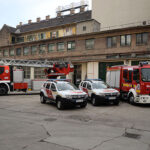 Október 15-ig tilos bekapcsolni a fűtést a budapesti tűzoltólaktanyákban: hősugárzókat sem használhatnak, a klímaberendezések távkapcsolóit is elvették tőlük