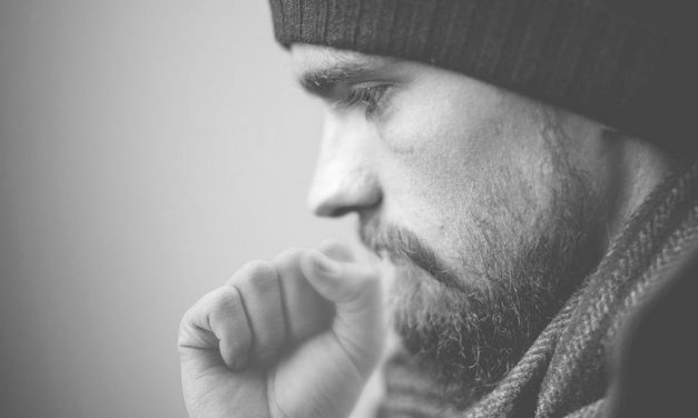 A száraz köhögéssel járó mellkasi fájdalom fontos tudnivalói 