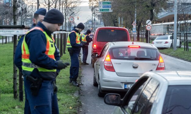 Hajnaltól délelőttig szondáztattak a zsaruk Budapest 10. kerületében – tévedtek, akik azt hitték, hamar feldolgozza a szervezetük az alkoholt