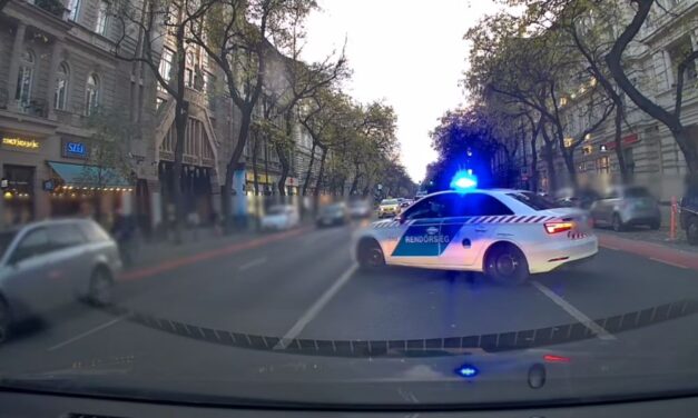A pofátlan BMW-s a rendőr előtt fordult meg a záróvonalon keresztül Budapest szívében – VIDEÓ