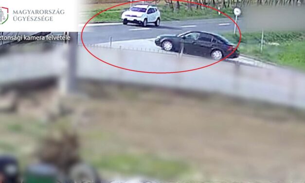 Videóval: nem állt meg a STOP táblánál, durva baleset lett a vége