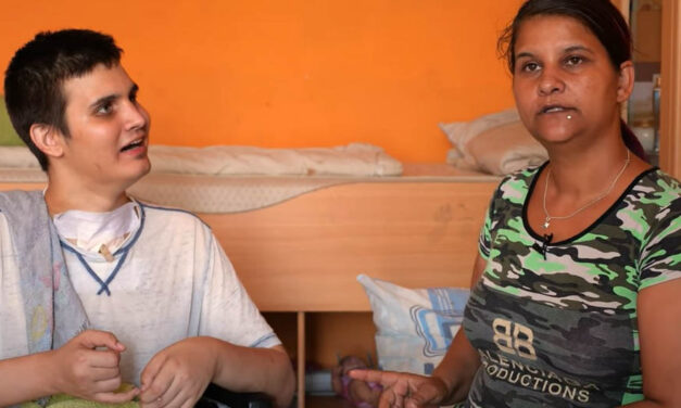 „Még fizettünk is azért, hogy nyomorékká tegyék az egész családi életét” – Megtörten nyilatkozott a várpalotai hintabalesetben megsérült kisfiú édesanyja az ítélet után