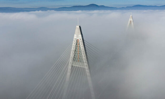 Ködösen, balesetekkel indult a hétfő reggel az utakon