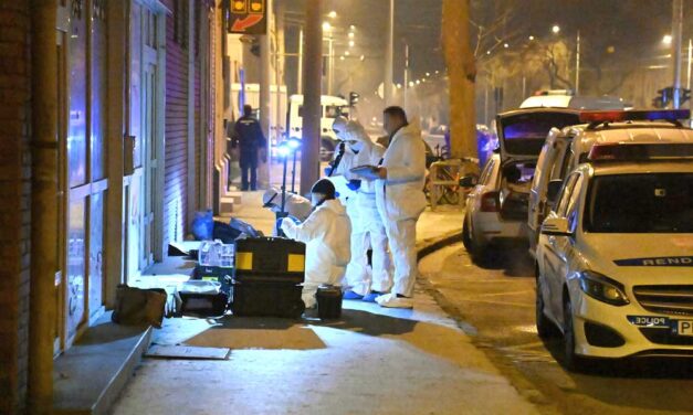 Rendőrgyilkosság Budapesten: három rendőrre támadt egy ámokfutó, egy 30 éves rendőr meghalt, ketten megsebesültek