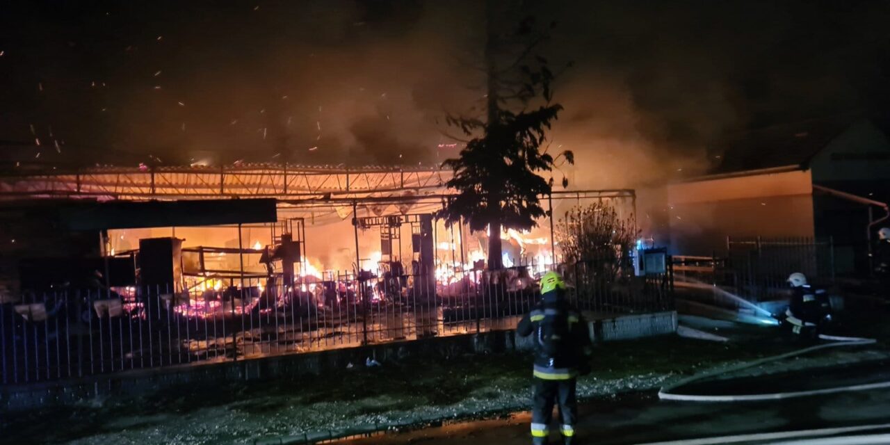 Két ember is életét veszíthette az alsóörsi tűzvészben: a helyiek egy emberként gyászolják a szakácsot, aki szerette volna megfékezni a lángokat