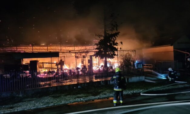 Két ember is életét veszíthette az alsóörsi tűzvészben: a helyiek egy emberként gyászolják a szakácsot, aki szerette volna megfékezni a lángokat